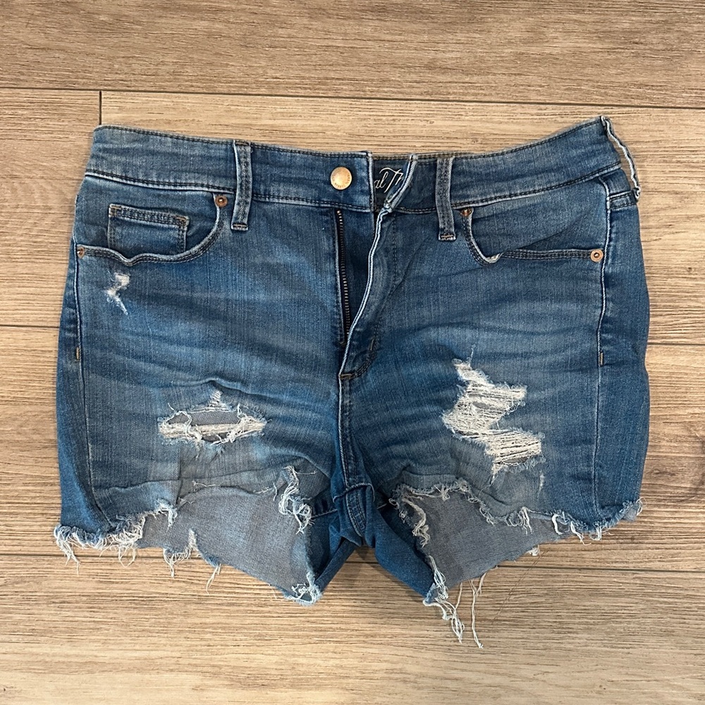 Universal Thread Distressed Denim Cutoff Shorts - Blue